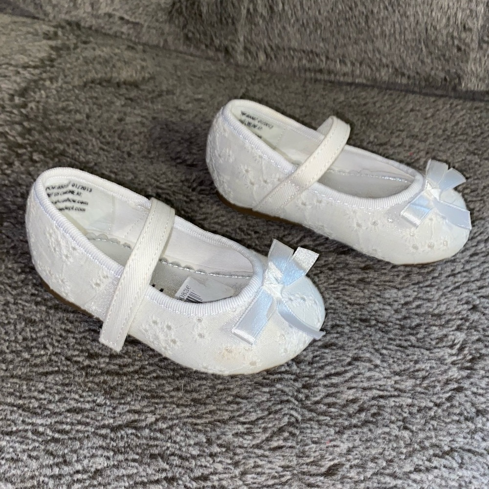 Little girls dress shoe size 4